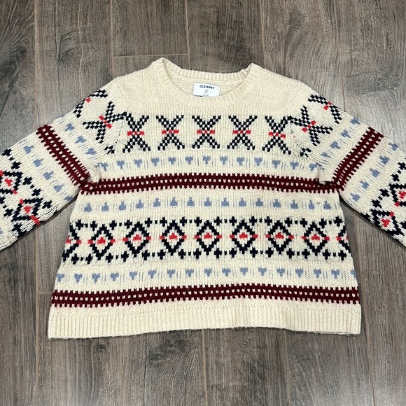 Old Navy | Cozy Fair Isle Blouson-Sleeve Sweater (Petite) - Picture 2 of 4